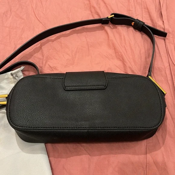 Charles and Keith shoulder/crossbody purse - Picture 4 of 5